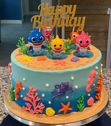 Baby Shark Smash Cake Boy, Baby Shark Torte, Baby Shark Birthday Cake Boy, Baby Shark 2nd Birthday Cake, Baby Shark Birthday Party Boy Cake, Babyshark Bday Party, Baby Shark Sheet Cake, Baby Shark Birthday Party Girl Cake, Baby Shark Cake Girl