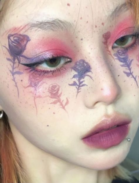 Cool rose makeup Rose Makeup Look Flower, Dream Makeup, Flower Makeup, Rose Makeup, Rose Painting, Makeup Art, Makeup Addict, Makeup Inspo, Watercolor Flowers