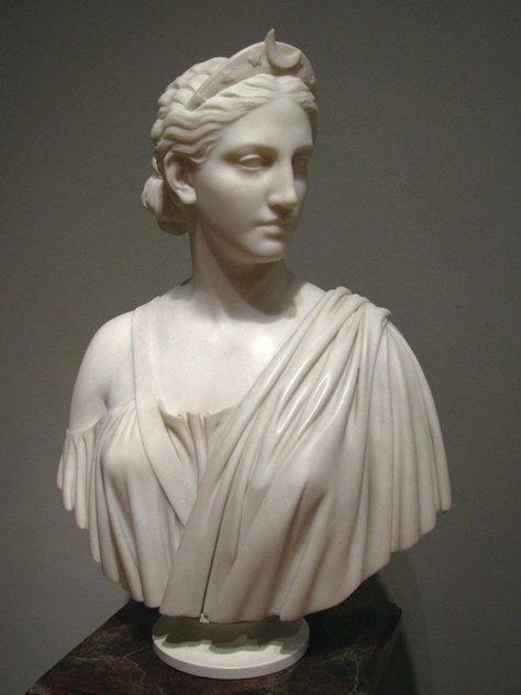 Diana Statue, Roman Statue, Classic Sculpture, Greek Statues, Roman Sculpture, Bust Sculpture, Roman Goddess, Greek Mythology Art, Greek Sculpture