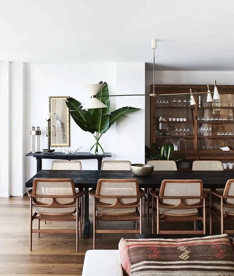 Desert Furniture, Mid Century Dining Room, Mid Century Modern Dining, Mid Century Dining, The Dining Room, Dining Room Inspiration, Design Living Room, Modern Dining Room, Dining Room Lighting