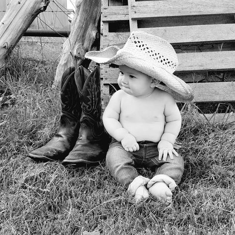 1 Year Cowboy Photoshoot, 6 Month Cowboy Photoshoot, My First Rodeo Birthday Boy Photoshoot, Cowboy One Year Photoshoot, Cowboy First Birthday Photo Shoot, 1st Rodeo Photoshoot, Western Baby Photo Shoot, Cowboy Baby Photoshoot, Western 1st Birthday Photoshoot