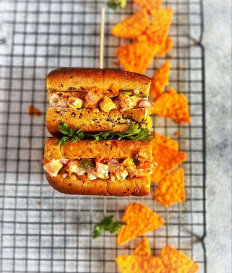 Sandwiches makes a perfect breakfast, lunch or dinner meal. This scrumptious peri peri grilled panini sandwich is easy, healthy and so delicious Peri Peri Paneer, Panini Sandwich, Peri Peri, Dinner Meal, Perfect Breakfast, So Delicious, Breakfast Lunch, Salmon Burgers, Paneer