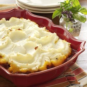 Greek Shepherd's Pie Franks Recipes, Traditional Shepherds Pie, Greek Night, Greek Dinner, Shepard's Pie, Scottish Dishes, Greek Foods, Stuffed Turkey, Instant Potatoes