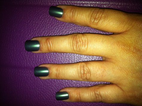 Impress nails "So, so stellar". They look green but they're actually a grayish lavender. Impress Nails, Beauty Favorites, Beauty Products, Lavender, Nails, Green, Beauty