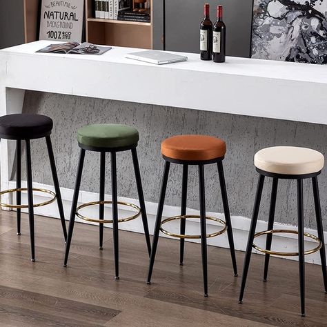 Stylish upholstered bar stools can transform an eat-in kitchen, breakfast nook, or home bar arrangement – these pieces are a comfortable upgrade to the standard barstool, providing a more supportive seating experience so you can savor every meal or beverage. Upholstery also offers a whole new dimension of decorative potential, allowing for experimentation with color […] Kitchen Nook Bar, Small Kitchen Bar, Unique Bar Stools, Apartment Kitchen Essentials, College Apartment Kitchen, Kitchen Top, Apartment Hacks, Christmas Coffee Bar, Kitchen Counter Stools