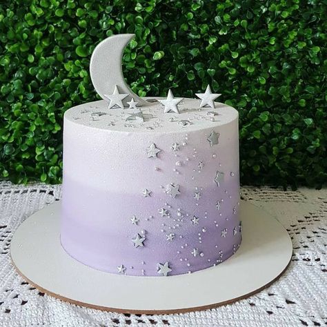 Euphoria Cake, Bolo Euphoria, Bolos Aesthetic, Bolo Aesthetic, Fairy Birthday Cake, Unique Cakes Designs, Purple Cakes Birthday, 14th Birthday Cakes, Butterfly Birthday Cakes