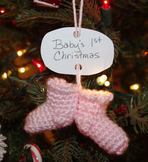 Baby Booties Ornament Free Crochet Pattern Crochet Baby Ornament, Ornament Crochet Pattern, Ornament Crochet, Christmas Crochet Patterns, Baby Ornaments, Crochet Christmas, Free Crochet Patterns, Hand Work, Baby Booties