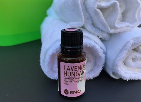 Lavender Towels, Teacher Appreciation Diy, Nail Care Diy, Cold Towels, Juice Cleanse Recipes, Essential Oils For Colds, Natural Beauty Recipes, Towel Workout, Diy Beauty Recipes