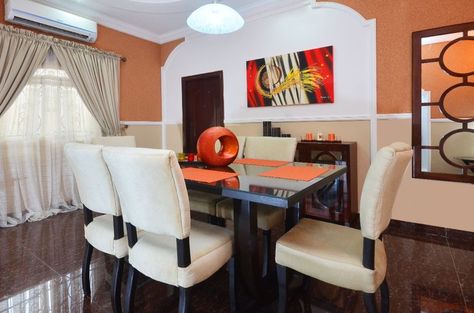 Dinning Orange Curtains Living Room, Colorful Living Room, Interior Room Decoration, Interior Decorating Living Room, Sitting Room Design, Best Living Room Design, Dining Interior, Contemporary Living Room Design, Small House Interior