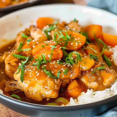 Quick Apricot Chicken Recipe - avarecipes.com Apricot Glazed Chicken, Apricot Chicken Recipes, Apricot Chicken, Balsamic Chicken, Spicy Recipes, Chicken Recipe, Chicken Thighs, Weeknight Dinner, How To Cook Chicken