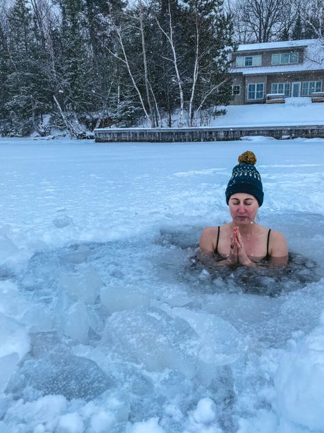 Cold Water Therapy for Rheumatoid Arthritis: Part 2 – Love Chef Laura Cold Shower Therapy, Benefits Of Cold Water Therapy, Wim Hof Ice Bath, Ice Therapy, Cold Water Benefits, Cold Water Therapy, Cold Water Bath, Hot And Cold Therapy, Water Therapy