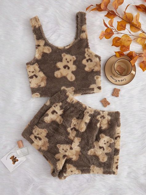 Women's Cute Bear Pattern Plush Vest And Shorts Pajama SetI discovered amazing products on SHEIN.com, come check them out! Brown Pjs, Easy Treat Recipes, Plush Pajama Pants, Bape Outfits, Fleece Pjs, Bday Wish List, Easy Treat, Cute Pjs, Plus Size Pajamas