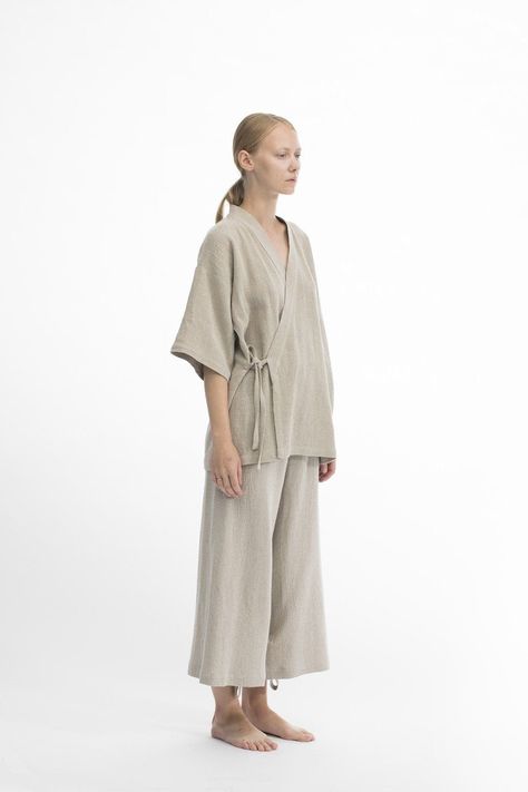 Minimal Stil, Kimono Set, Minimalist Moda, Women Kimono, Linen Fashion, Natural Design, Womens Kimono, Kimono Dress, Natural Style