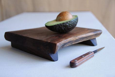 Wood Things, Wood Cheese Board, Serving Tray Wood, Cooking Gadgets, Wooden Board, Wooden Furniture, Wood Board, Handmade Wood, Wood Design