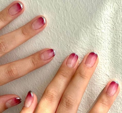 Gel Gradient Nails, Nail Gradient Ideas, Gradient Pink Nails, Lunar Nails, Nail Art Gradient, Nail Gradient, Nails Gradient, Silver Nail Art, Hello Nails