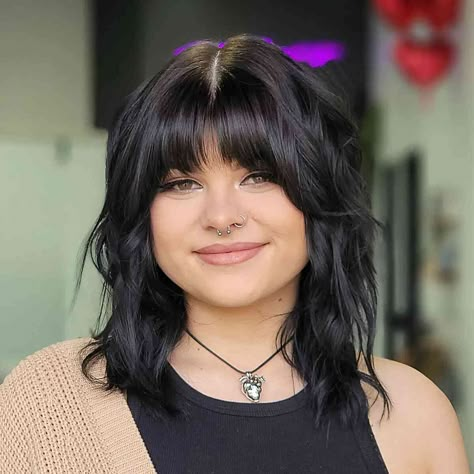 Edgy Medium Length Hair With Bangs, Medium Length Haircut For Thinning Hair With Bangs, Shoulder Length Layered Shag Hairstyles, Short Shag With Bangs Round Face, Medium Length Hair With Bangs Round Face, Short Black Hair With Bangs Round Faces, Medium Length Shag Haircuts Round Face, Haircuts For Thick Hair And Round Face, Shaggy Bob With Bangs Round Faces