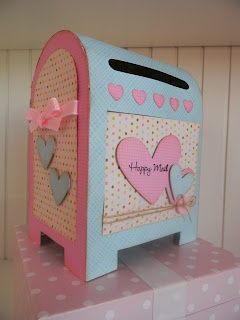 Mail Box Ideas Diy, Diy Valentine's Mailbox, Diy Valentine's Box, Vday Crafts, Cricut Corner, Mothers Day Crafts Preschool, Girls Valentines Boxes, Diy Valentines Box, Valentine Boxes For School