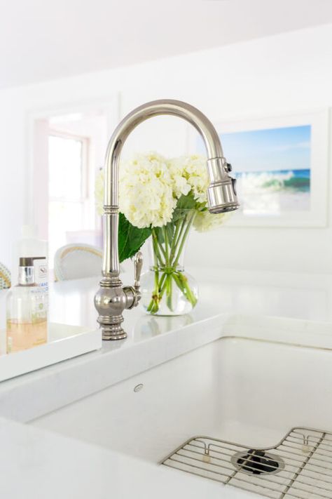 Farmhouse sink vanity