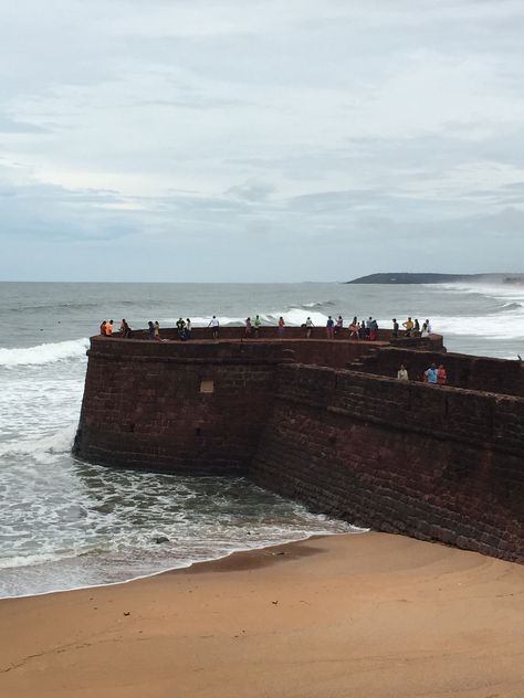 Aguada Fort, #Goa Chapora Fort Goa Photography, Aguada Fort Goa, Goa Snaps, Goa Trip, Travel Brochure Design, Project Cover, Goa Beach, Sorry Images, Summer Feed