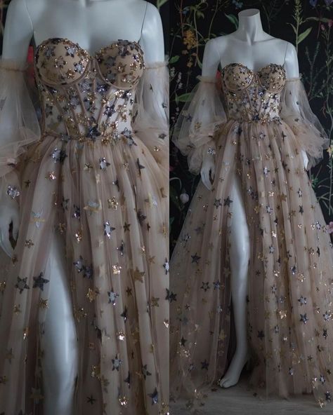 18th Birthday Dress, Ethereal Dresses, Corset Fashion Outfits, Unconventional Wedding Dress, Classy Prom Dresses, Corset Fashion, Prom Ball Gown, Gowns Prom, Ball Gowns Evening