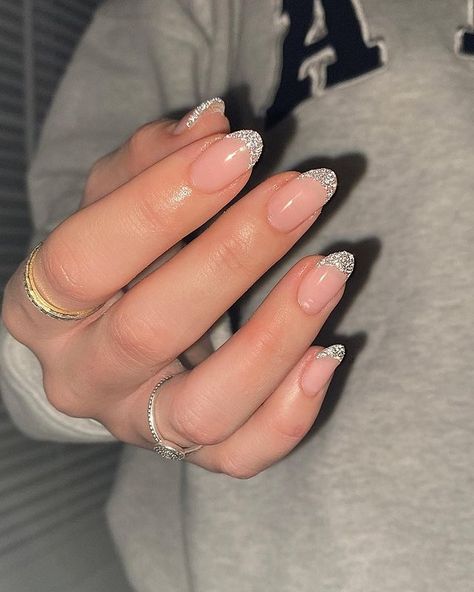 45 Best Winter Acrylic Nails to Try Glitter French Nails, Prom Nails Silver, Hoco Nails, Glitter Tip Nails, New Years Eve Nails, French Tip Nail Designs, Formal Nails, Her Nails, Sparkle Nails