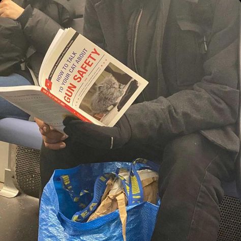 SubwayCreatures on Instagram: “A few interesting reads for your commute #subwaycreatures #interestingreads” Subway Pictures, Subway Memes, Subway Train, Strange Places, Bus Travel, Nyc Subway, Weird Things, Interesting Reads, Weird Pictures