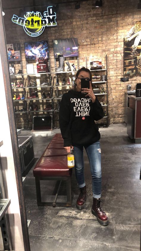 #vegan #Jadon #drmartens #ootd #hoodie Cherry Red Dr Martens Outfit, Dr Martens Style Women, Styling Dr Martens Women, Outfits With Dr Martens Boots, Jadon Dr Martens Outfit, Jadon Outfit, Ootd Hoodie, Styling Dr Martens, Jean Ideas