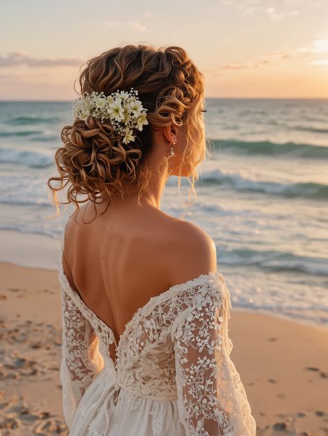 Natural Curly Hair Wedding, Long Curly Wedding Hair, Curly Natural Curls, Headband Curls, Curly Bridal Hair, Wedding Hair Ideas, Wedding Hair Up, Curly Wedding Hair, Bridal Hair Updo