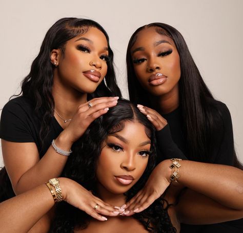 Black Sisterhood, Sisters Photoshoot Poses, Friendship Photoshoot, Sisters Photoshoot, Business Photoshoot, Branding Photoshoot Inspiration, Glam Photoshoot, Best Friend Photoshoot, Beauty Photoshoot