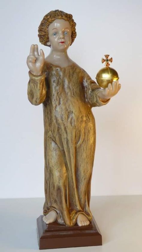 Infant Of Prague Statue, Sto Nino, Infant Of Prague, Infant Jesus, Catholic Statues, Baby Jesus, Lord Jesus Christ, Infants, Prague