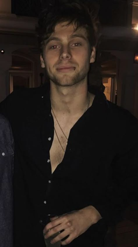 Jack Hemmings, Af1 Outfit, Luke Hemings, 5sos Luke, Frat Boy, Hottest Guy Ever, Luke Hemmings, Dream Guy, 5 Seconds Of Summer