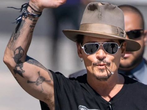 Johnny Depp Tattoos: A Guide to the Actors Ink - Next Luxury Tattoos And What They Mean, Johnny Depp Tattoos, Chris Evans Tattoos, Johnny Utah, Deep Tattoo, Next Luxury, Johnny D, Back Of Shoulder Tattoo, Tattoo Videos