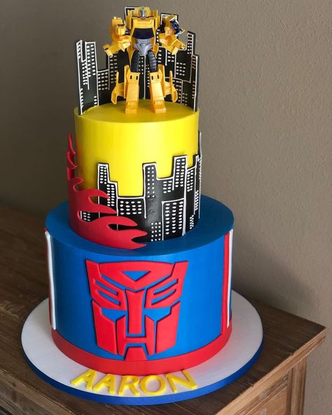 Optimus Prime Birthday Cake, Transformer Cakes For Boys, Bumble Bee Transformers Birthday Party, Transformer Birthday Cake, Transformers Cake Ideas, Transformers Birthday Party, Bumble Bee Transformer Cake, Rescue Bots Cake, Transformers Birthday