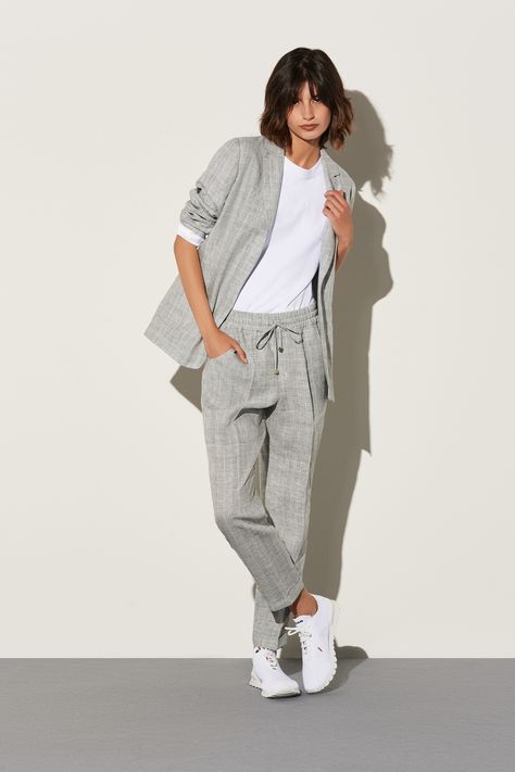 Modest Casual Outfits, Woman Suit Fashion, Womens Business Casual, Minimalist Dresses, Spring Summer 2023, Work Wear Women, Spring 2023, Clothes Ideas, Casual Sets