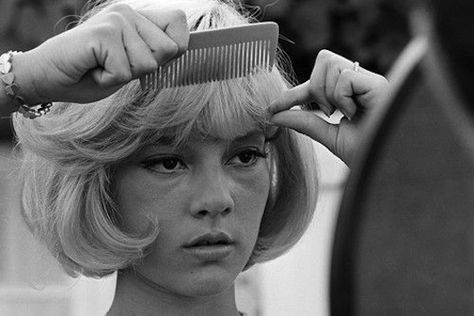 60s Hair, Fashion Decades, Sylvie Vartan, Casual Hairstyles, Style Crush, Dream Hair, Clothes Horse, Bob Cut, Vintage Hairstyles