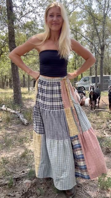 Patchwork Quilted Skirt, Patchwork Skirt Diy, Patchwork Skirt Pattern, Patchwork Clothes Diy, Diy Wrap Skirt, Patchwork Maxi Skirt, Diy Maxi Skirt, Sew Clothing, Maxi Wrap Skirt