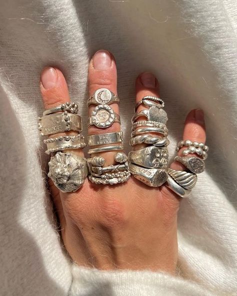 Organic Silver Jewellery, Stacked Silver Rings, Silver Chunky Jewellery, Rings Silver Aesthetic, Chuncky Rings, Chunky Silver Jewelry, Chunky Jewelry Silver, Silver Rings Aesthetic, Silver Ring Stack