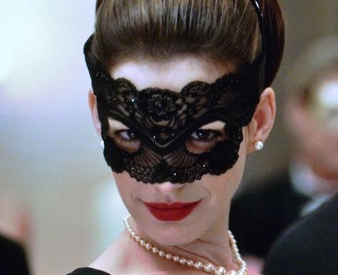 Anne Hathaway Catwoman Masquerade Dark Knight Rises Catwoman, Selena Kyle, Ann Hathaway, Anne Hathaway Catwoman, Catwoman Selina Kyle, Catwoman Cosplay, The Dark Knight Trilogy, Dark Knight Rises, Lace Mask