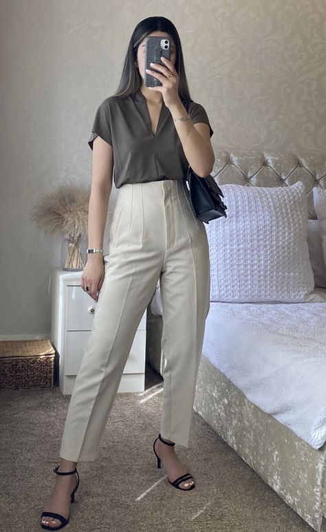 Office Attire Women, Doctor Outfit, Simple Casual Outfits, College Outfit, Casual College Outfits, Professional Outfits Women, Business Casual Outfits For Women, Business Casual Outfits For Work, Everyday Fashion Outfits