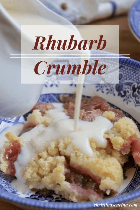 Rubarb Crumble, Rhubarb Crumble Recipe, Walnut Fudge Recipe, Rhubarb Desserts Recipes, Rhubarb Dessert, Rhubarb Crumble Recipes, Rhubarb Recipes Crisp, Rhubarb Desserts, Rhubarb Crumble