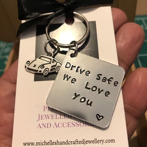 This drive safe keyring has a cute car charm, the perfect gift for mum or dad.😍 Wedding Wine Charms, Anniversay Gifts, Dad Keychain, Letter Stamps, Metal Bookmarks, Gift For Mum, Wine Glass Charms, Drive Safe, Car Keychain