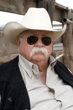 Wilford Brimley, Western Hero, Beard No Mustache, Old Men, Business Man, Discover Yourself, Express Yourself, A Place, Art Painting