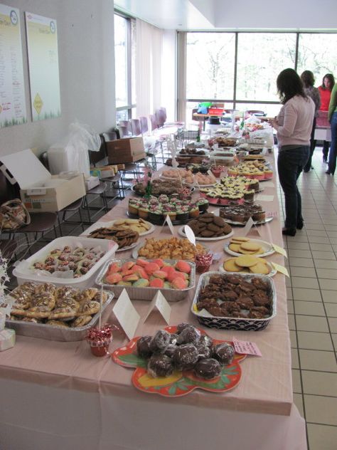 Dow Chemical wows us with wonderful desserts for their bake sale Pta Event Ideas, Bake Sale Table, School Bake Sale, Pta Events, Grad Nails, College Club, Aga Khan, Senior Year Of High School, Sale Ideas