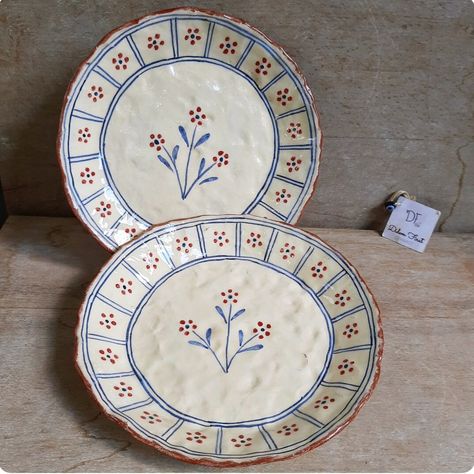 Set of 2, Ceramic Plates Handmade by Didem Firat Ceramics Kitchen Tableware, Ceramic Painting Diy, Ceramic Homeware, Simple Painted Pottery, Paint Pottery Plate, Ceramic Favors, Painted Ceramic Ideas, Plate Decoration, Painted Ceramic Plate