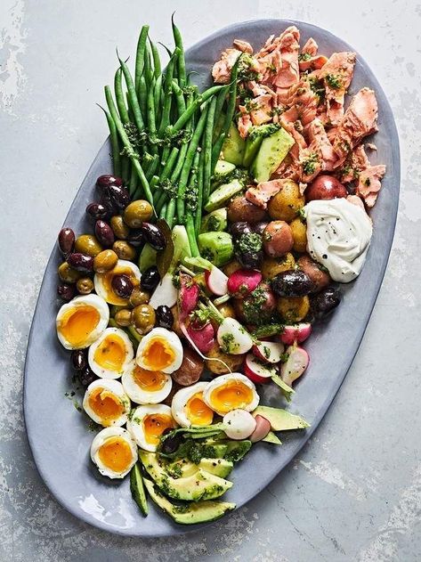 salads Herb Dressing Recipe, Salmon Nicoise, Salmon Nicoise Salad, Side Dishes For Salmon, Charcuterie Appetizers, Nicoise Salad, Wild Salmon, Garlic Herb, Nice France