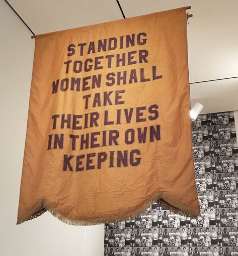 Banner from The National Woman's Party (NWP), a US women's organization formed in 1916 as part of the movement for women's suffrage #womensart Suffragette Flag, Suffragette Movement, Women's Suffrage, Suffrage Movement, 20th Century Women, Crisis Intervention, Dress Up Boxes, Protest Signs, Gender Equality