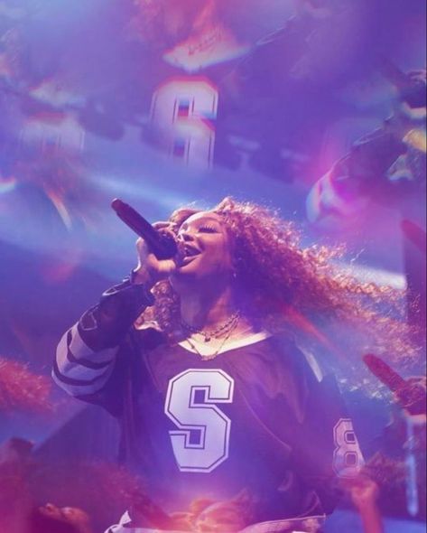 Sza Aesthetic Purple, Sza Aesthetic Wallpaper Purple, Purple Sza Wallpapers, Sza Pink Aesthetic, Sza Purple, Sza Love Galore, Sza Tour, Sza Collage Wallpaper, Cool Wallpapers Music