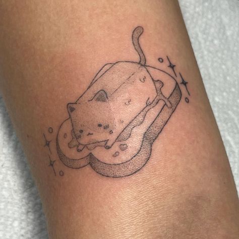 Toast Tattoo Cute, Toast Tattoo, Butter Tattoo, Burnt Toast, Tat Ideas, Skin Art, Tattoo Stencils, Tatting, Body Art