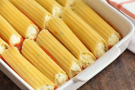 stuffed pasta tubes in sauce Stuffed Pasta Tubes Recipe, Stuffed Pasta Tubes, Easter Pasta, Tube Pasta, Manicotti Pasta, Cheese Manicotti, Shaped Pasta, Manicotti Recipe, Cheese Mozzarella