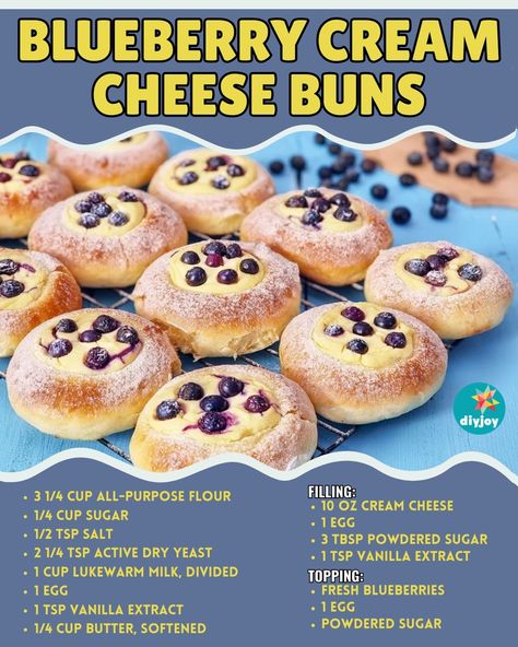 Blueberry Cream Sweet Buns, Blueberry And Cream Sweet Buns, Cheese Buns Recipe, Cream Cheese Buns, Cornbread Muffins Recipe, Cream Bun, Mom Breakfast, Family Dinner Night, Cheese Buns